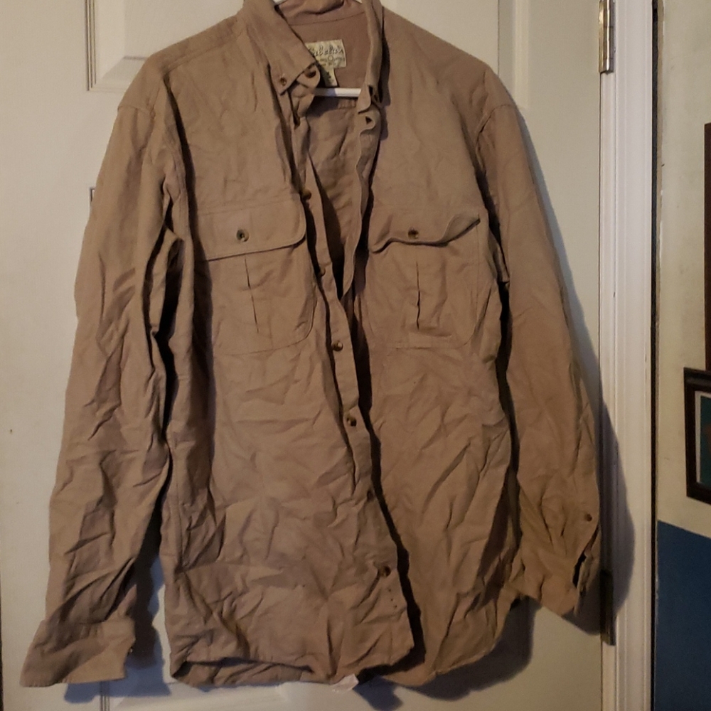 Cabela's Men's Long-Sleeve Button-Down Shirt in Light Tan